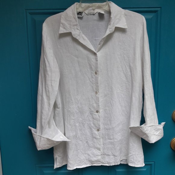 Linen Shirt Vintage White Button Down Blouse Irish Linen Embroidered Accent - Picture 8 of 16